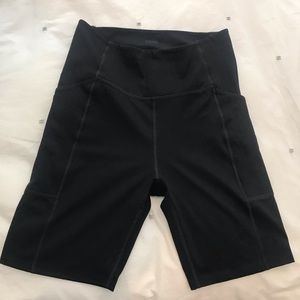 Black High Rise Bike Shorts with Pocket